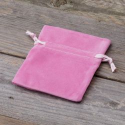 Velvet pouches 9 x 12 cm - light pink Easter
