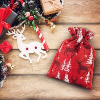 Burlap bags 8 x 10 cm - red / reindeer Occasional bags