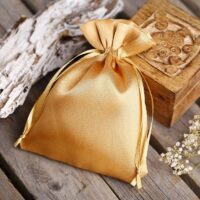 Satin bags 6 x 8 cm - gold Baptism