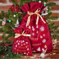 Nonwoven bags sized 30 x 45 cm, with Christmas-themed print All products