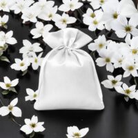 Satin bag 10 x 13 cm - white Women's Day