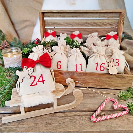 Advent garland made of printed bags